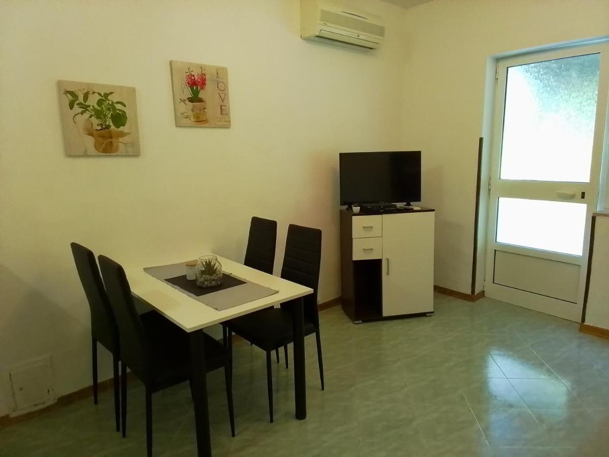 Apartman Leni 포레치 외부 사진